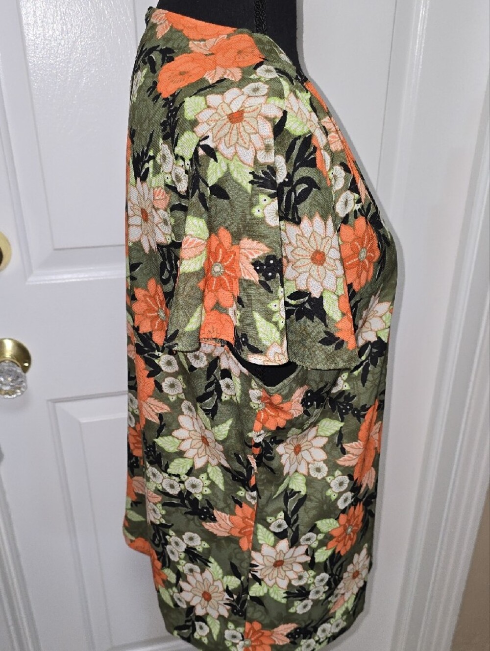 Sag Harbor Floral Wrap Blouse - Olive Green & Orange Size XL - Picture 7 of 9